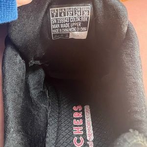 Skechers sneakers